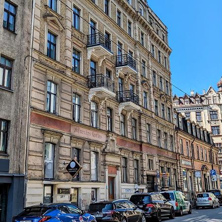 Perfectly Central Apartment 5 Min To Old Town & Art Noveau. 里加 外观 照片