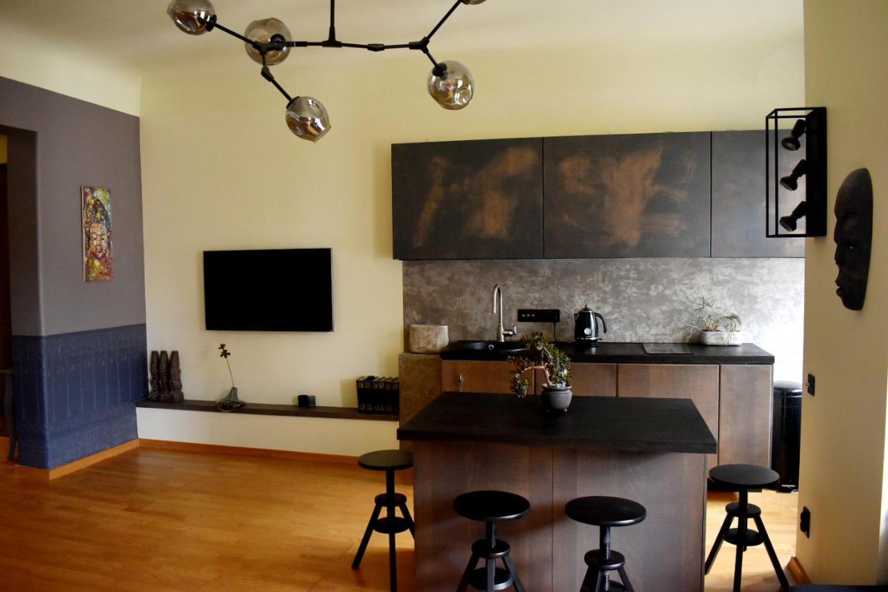 Perfectly Central Apartment 5 Min To Old Town & Art Noveau. 里加 外观 照片